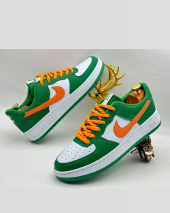NIKE LOW DUNK GREEN